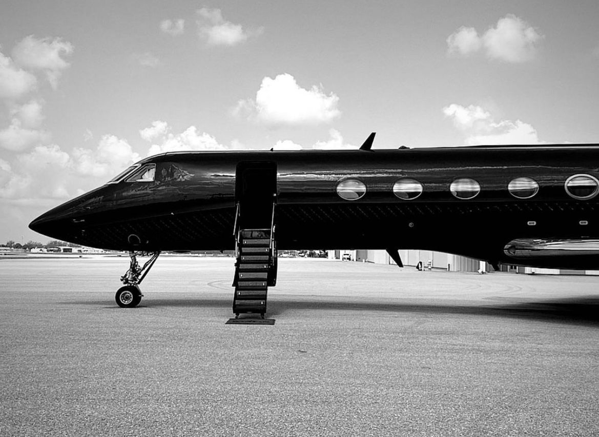 Private jet charter — ELITE Concierge
