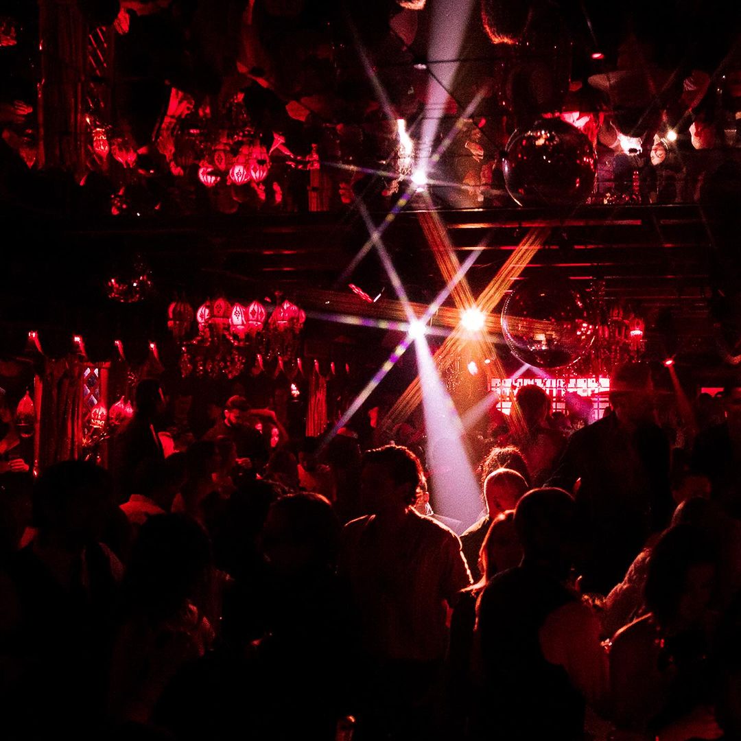 VIP club access Raspoutine Paris — ELITE Concierge